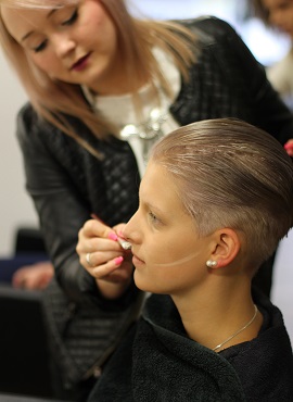 Salon (98)